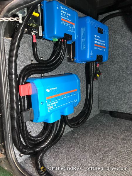 Victron Orion-Tr Smart, MPPT and Lynx Distributor with neatly routed loomed cables